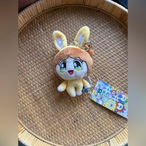 NEWJEANS X MURAKAMI PLUSH KEYRING (DANIELLE) 6” SUPERNATURAL POP-UP